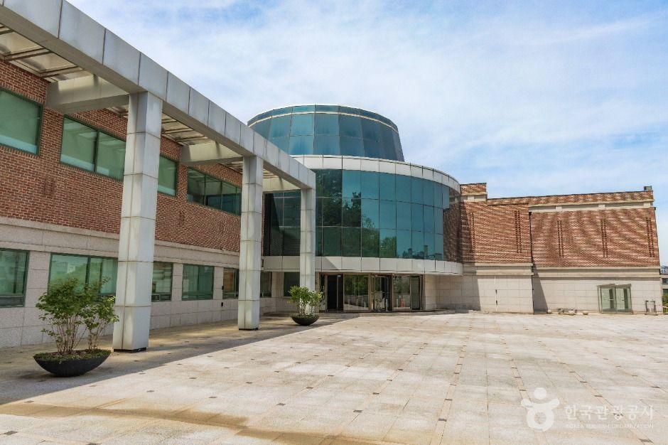 호림박물관 신림본관