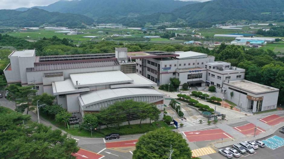 전시·공연·영화까지 한 곳에서?"... 전북특별자치도 장수군 한누리전당의 복합문화공간