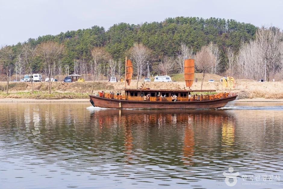 부여백마강유람선, 운항 시간·요금·주차장 정보