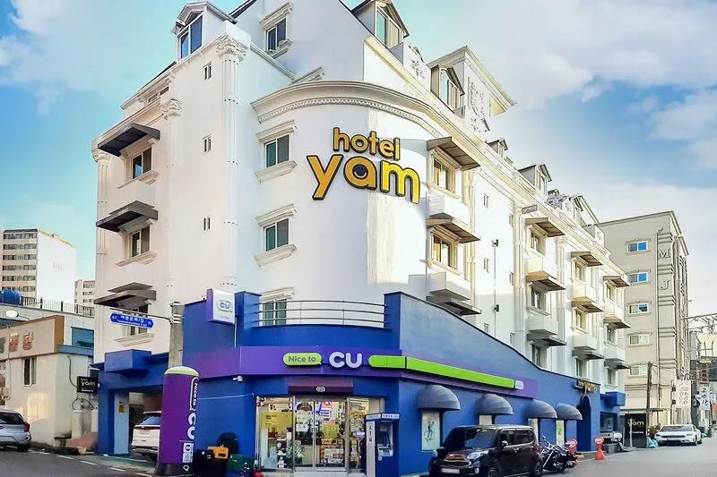 무인텔인데 사장님은 친절하다고?"... 평점 5.0, 여수 YAM 여수여서점 3만원대 숙박 후기