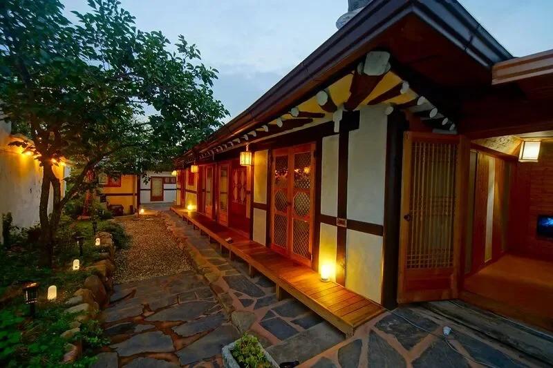 전주 한옥마을 홍시 한옥 펜션, 5점 후기와 조식 후기 상세 정리