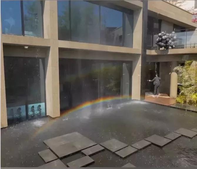 365일 비오는 카페, 이태원 신상 카페 호우주의보