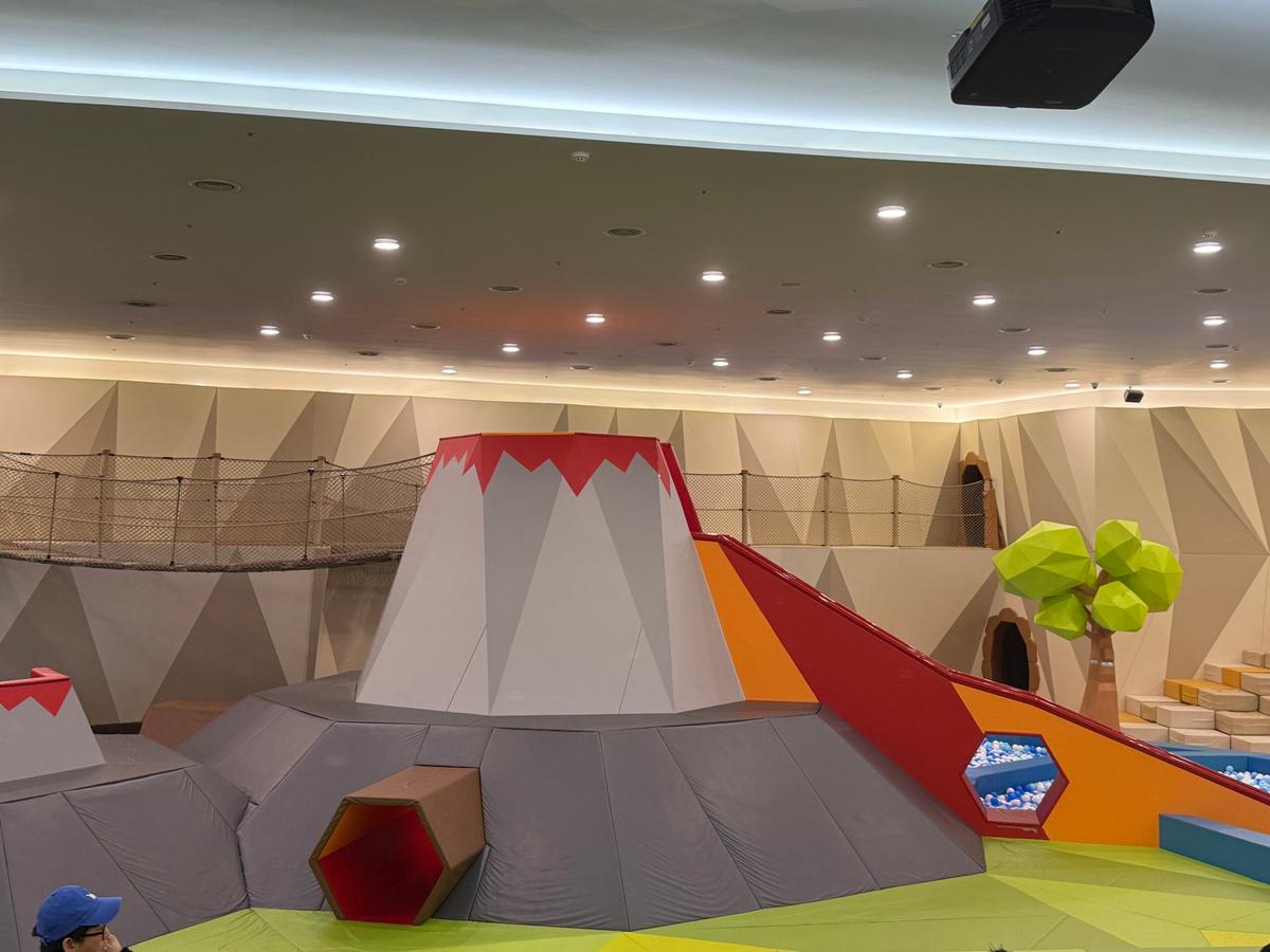 파주 키즈카페 구름놀이, 대형 미끄럼틀과 공연으로 두 배 더 즐거워요