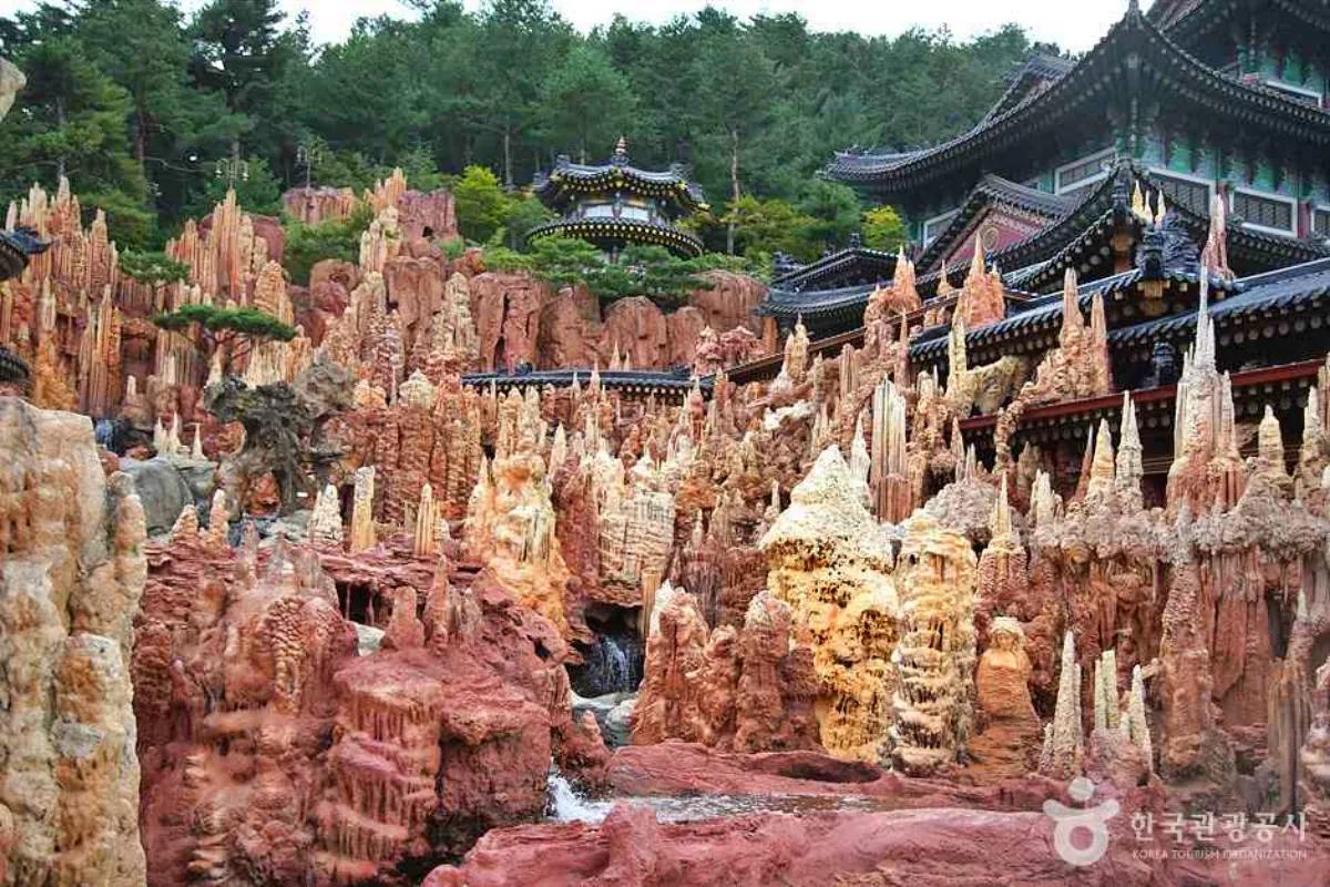 “하루 여행으로는 부족해”… 생방송투데이 소개된 삼척 명소