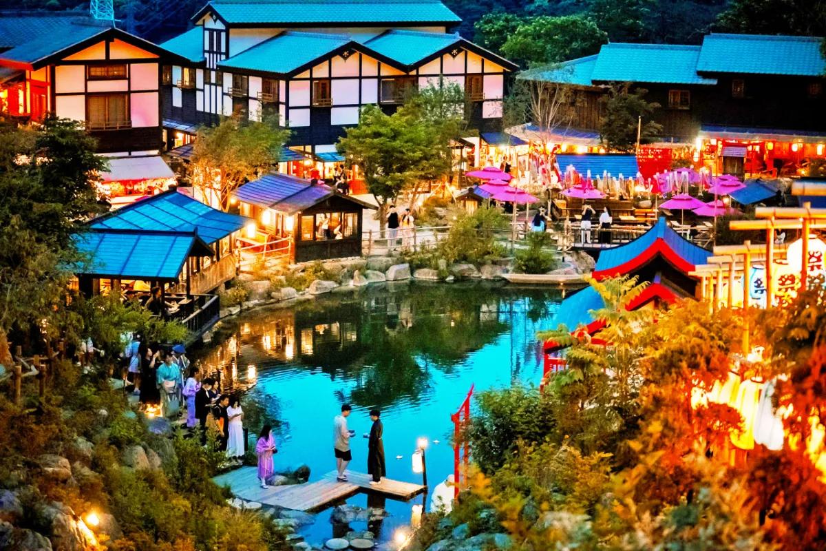 “일본 감성 그대로 옮긴 동두천”… 경기도 봄축제 명소 ‘니지모리 스튜디오’